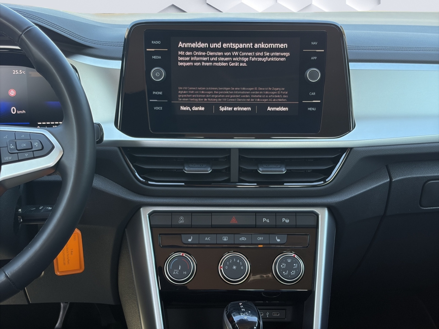 T-Roc Life 1.5TSI 110kW DSG AHZV LED GJR ParkAssist Sitzheizung