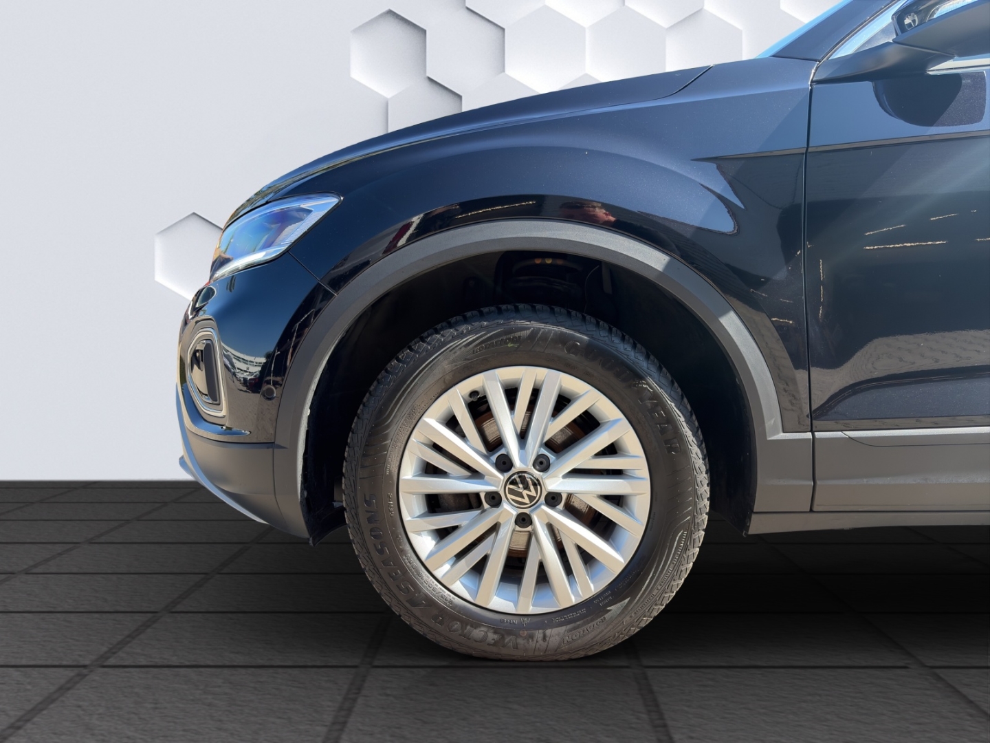 T-Roc Life 1.5TSI 110kW DSG AHZV LED GJR ParkAssist Sitzheizung
