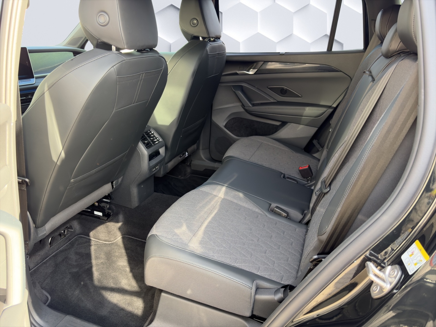 Tayron Life 1.5eHybrid 150kW DSG AHZV LED ParkAssist ACC 360°Kamera Sitzheizung