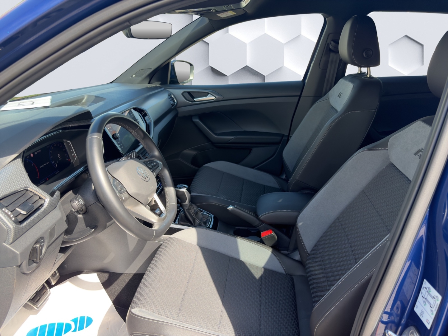 T-Cross 1.5TSI 110kW DSG R-Line LED ACC PDC Rückfahrkamera Sitzheizung