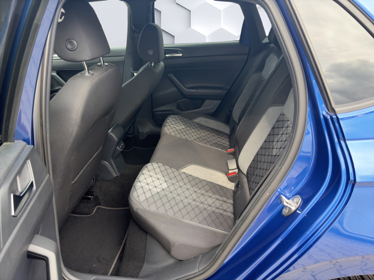 Polo VI R-Line 1.0TSI 81kW DSG MatrixLED ACC ParkAssist Sitzheizung