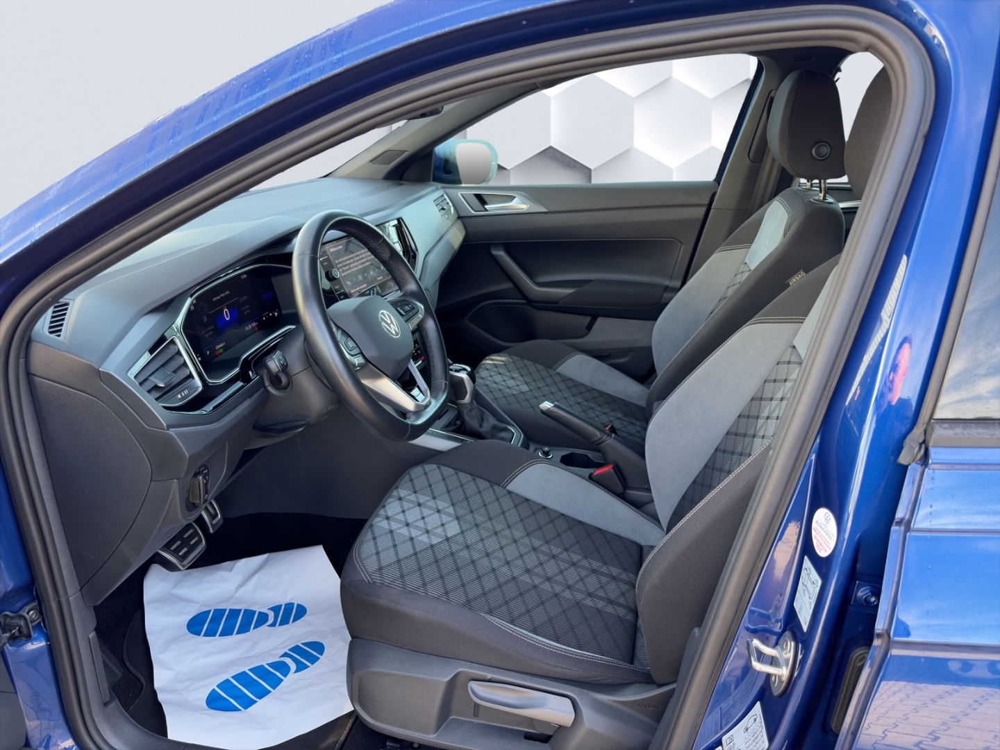 Taigo R-Line 1.5TSI 110kW DSG MatrixLED GJR ACC Rückfahrkamera ParkAssist Sitzheizung