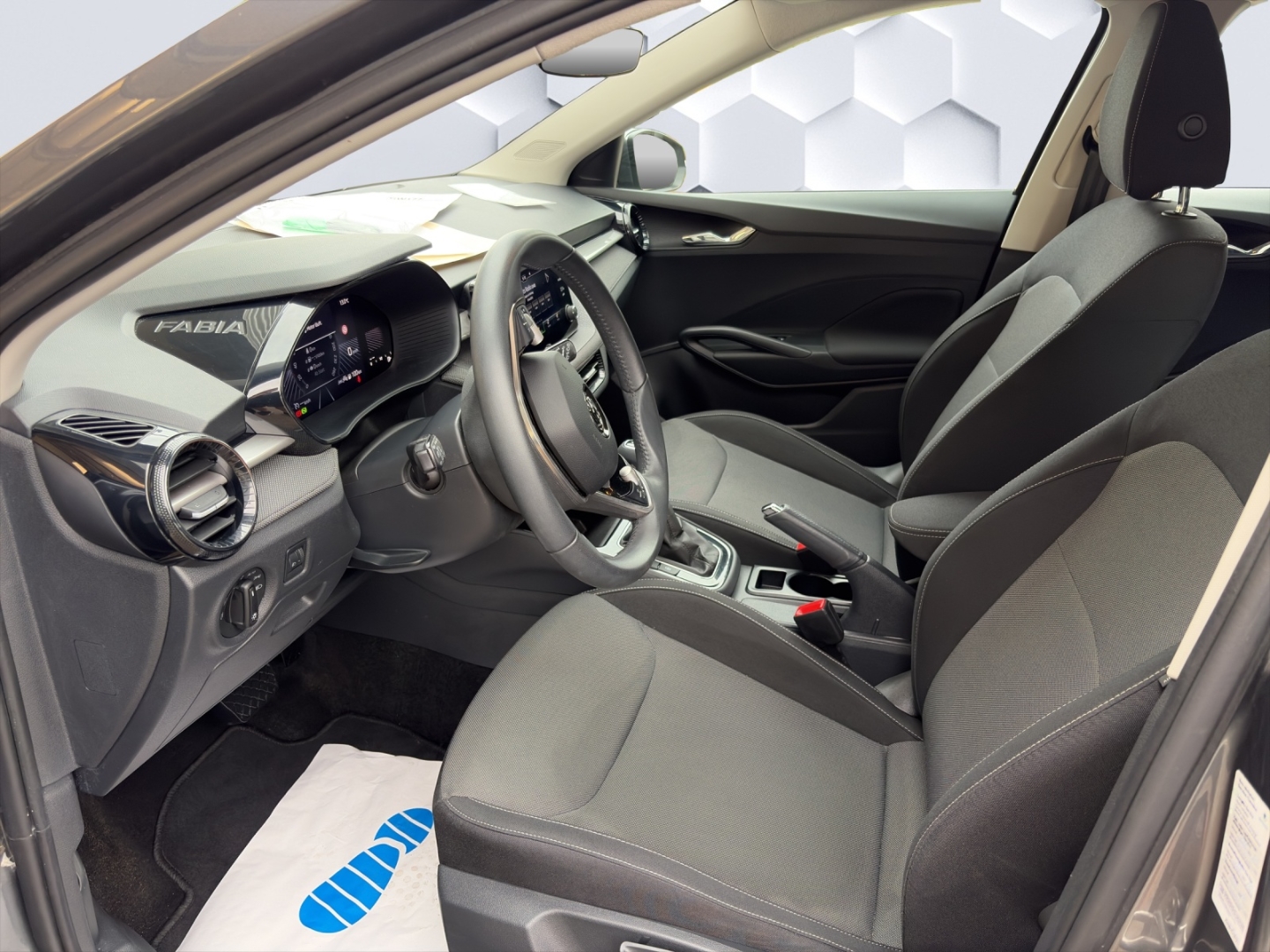 Fabia Selection 1.0TSI 85kW DSG LED PDC Sitzheizung Klima