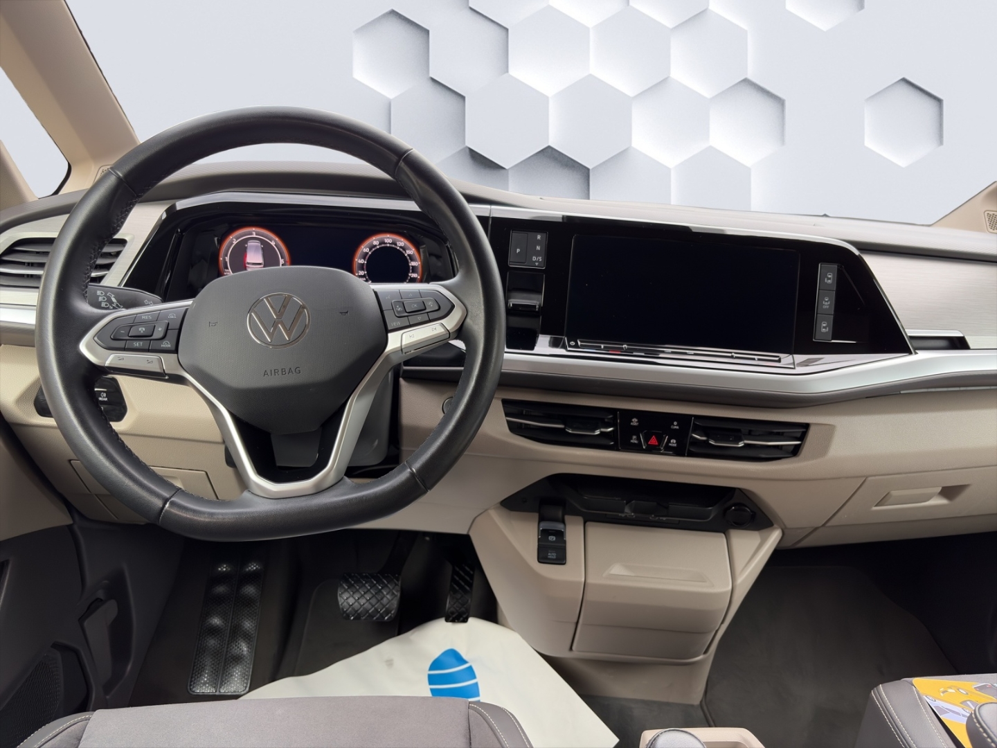 T7 Multivan LÜ 2.0TDI 110kW DSG AHZV MatrixLED ACC DCC ParkAssist 360°Kamera Standheiz. 7-Sitzer