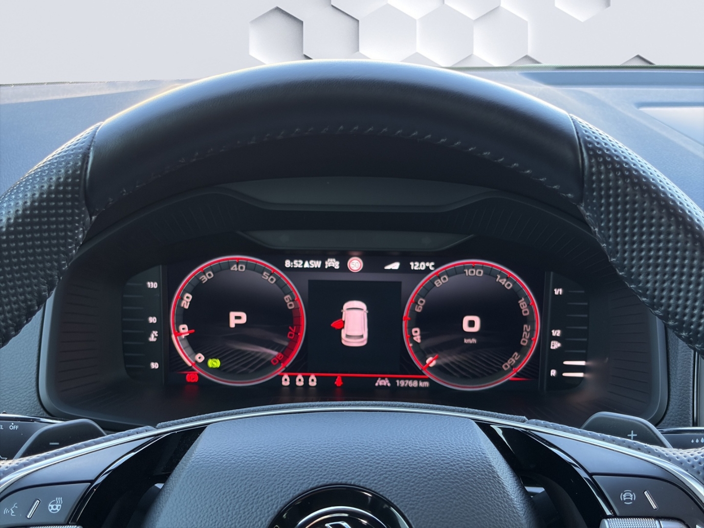 Karoq Sportline 1.5TSI 110kW DSG MatrixLED PanoDach DCC Rückfahrkamera Sitzheizung Standheizung