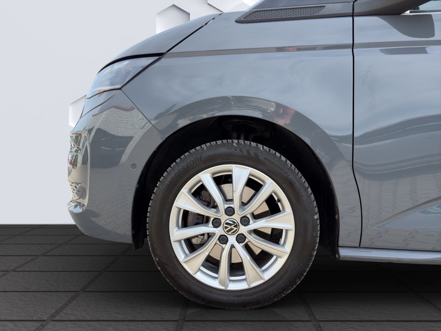 T7 Multivan Goal 2.0TSI 150kW DSG LED GJR ACC ParkAssist 360°Kamera Sitzheizung 7-Sitzer
