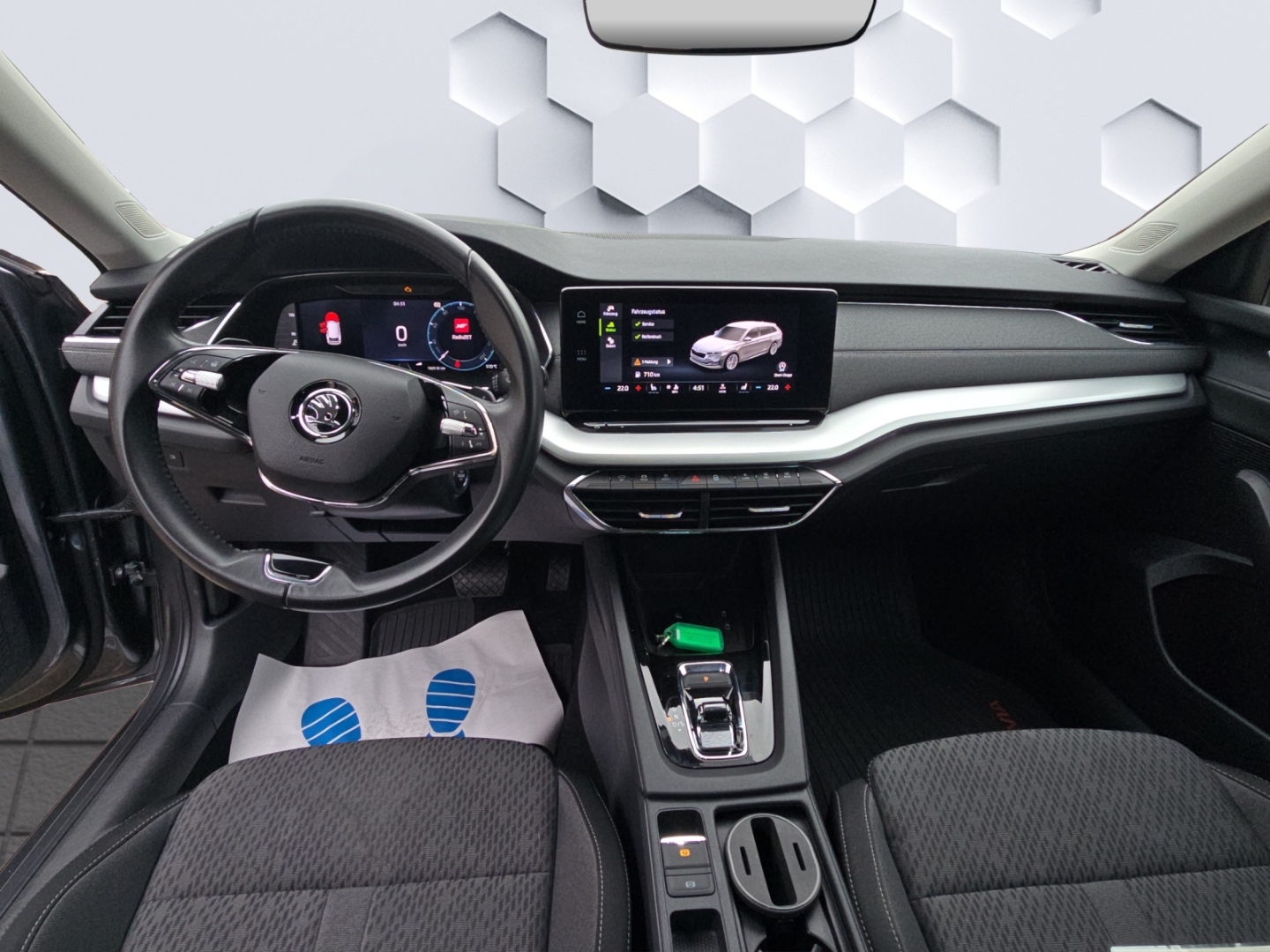 Octavia Combi Style 2.0TDI 110kW DSG AHZV MatrixLED PDC Sitzheizung