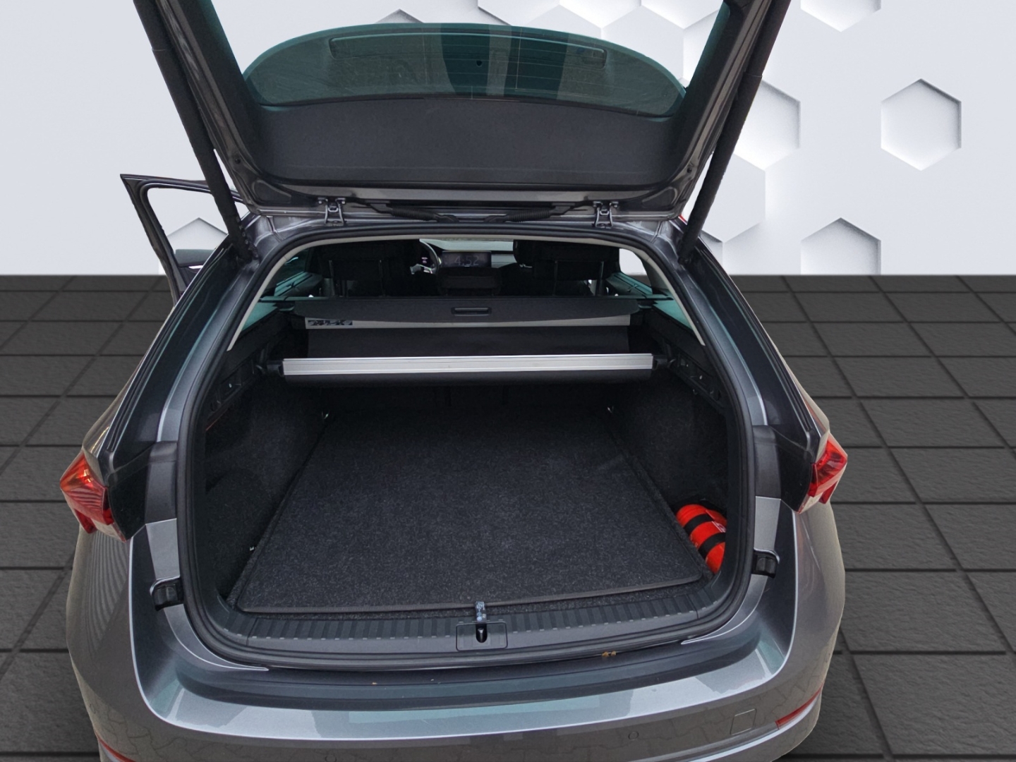 Octavia Combi Style 2.0TDI 110kW DSG AHZV MatrixLED PDC Sitzheizung