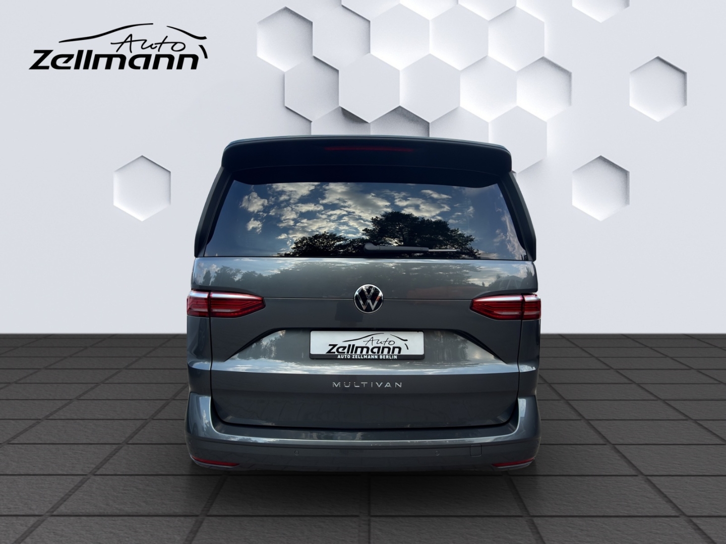 T7 Multivan Life LÜ 2.0TDI 110kW DSG AHZV MatrixLED ACC DCC Standheizung 360 Kamera 7-Sitzer