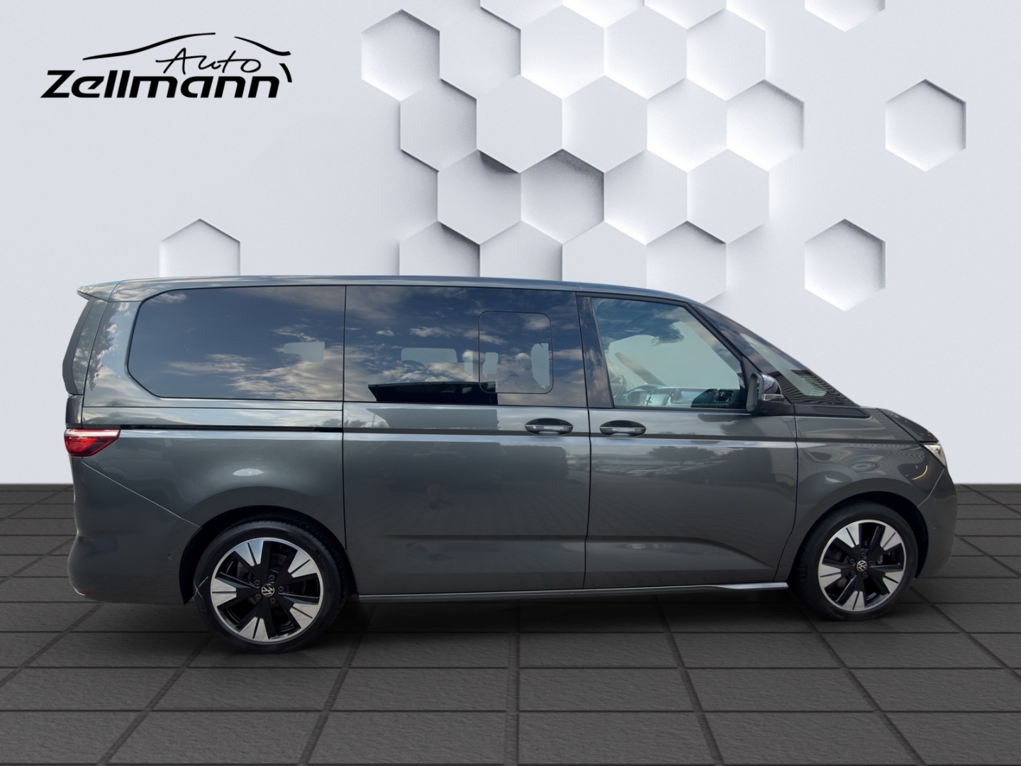 T7 Multivan Life LÜ 2.0TDI 110kW DSG AHZV MatrixLED ACC DCC Standheizung 360 Kamera 7-Sitzer