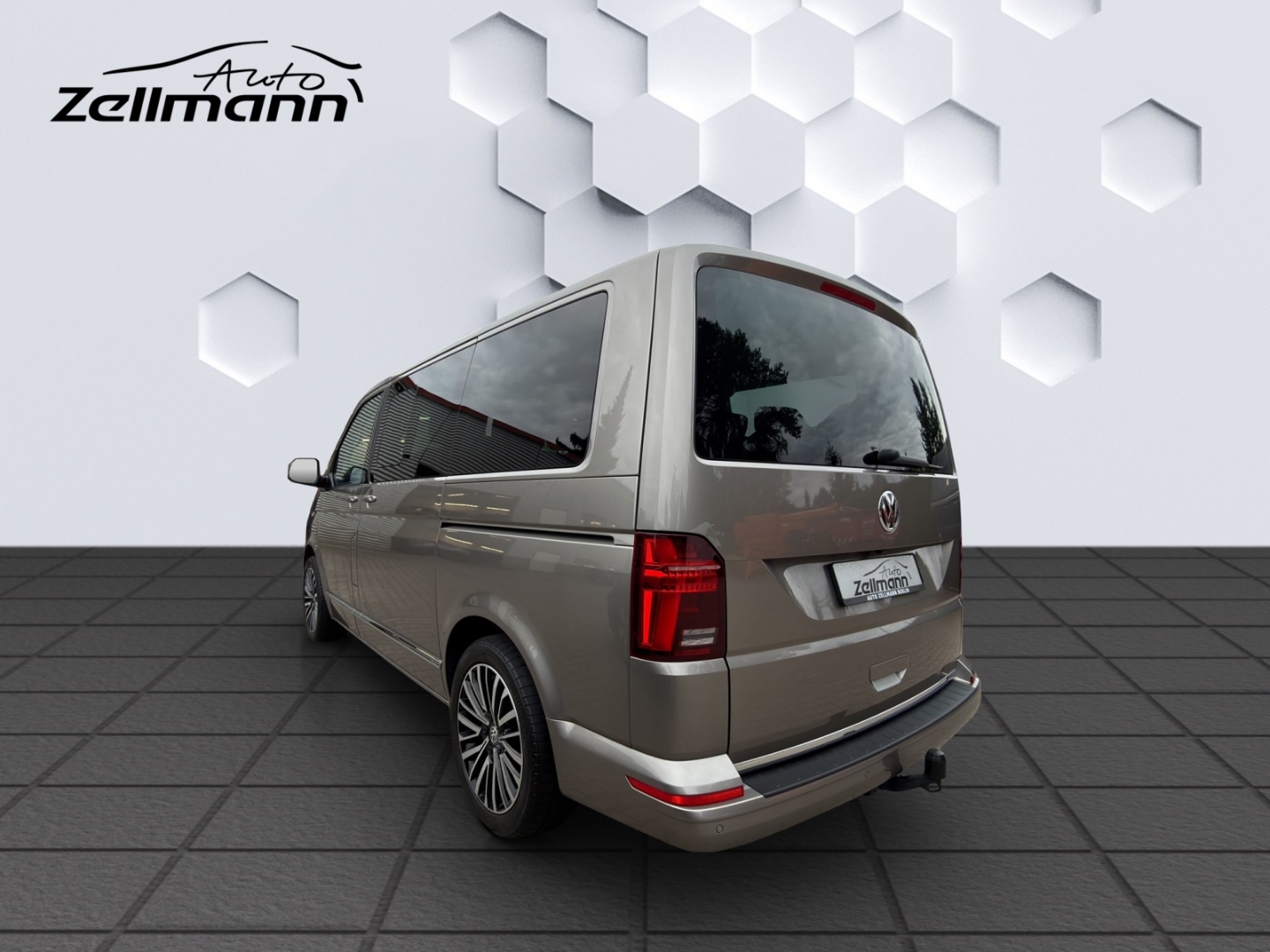 T6.1 Multivan FWD Six Generation SIX 150kW DSG AHZV LED ACC DCC Rückfahrkamera Standheizung