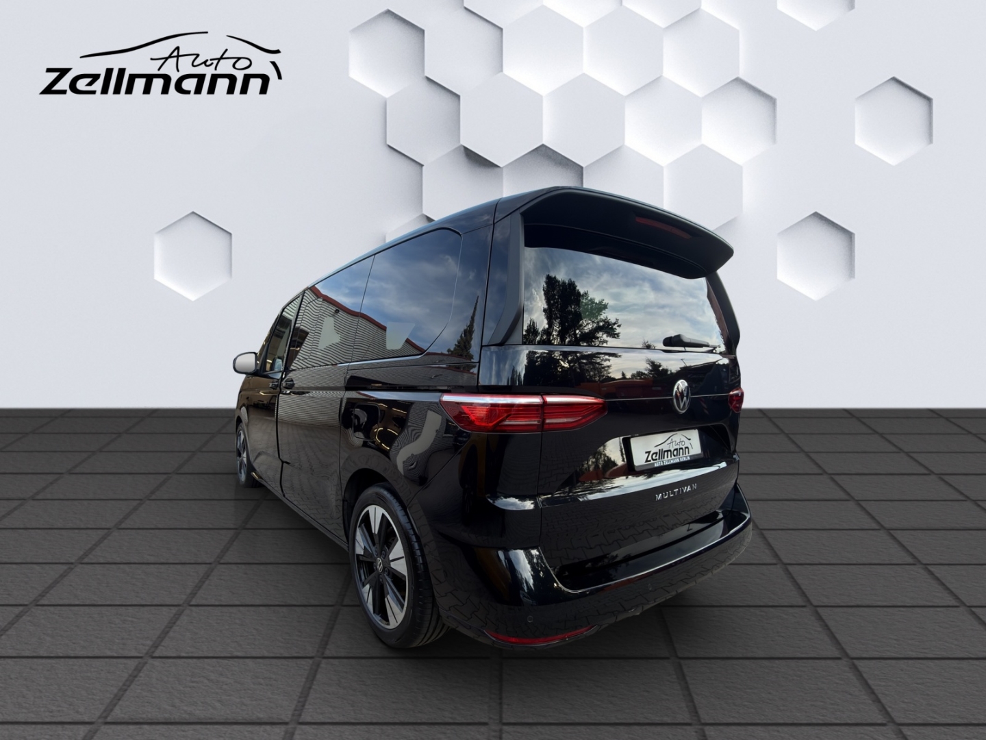 T7 Multivan Life KÜ 2.0TDI 110kW DSG AHZV MatrixLED ACC DCC Standheizung 360° Kamera 7-Sitzer