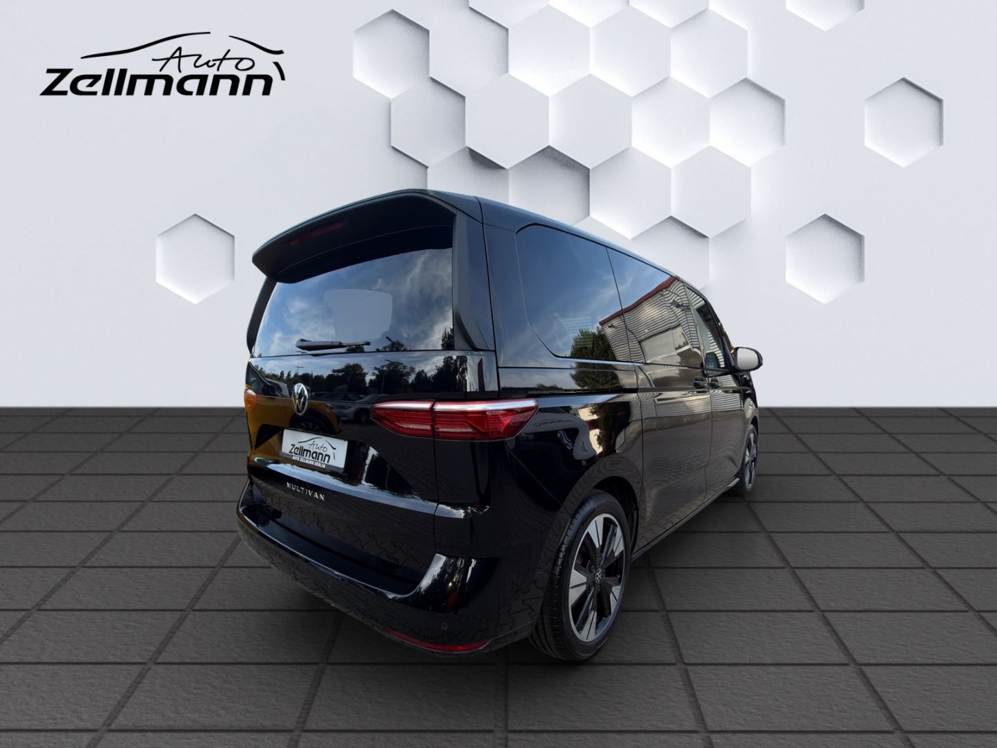 T7 Multivan Life KÜ 2.0TDI 110kW DSG AHZV MatrixLED ACC DCC Standheizung 360° Kamera 7-Sitzer