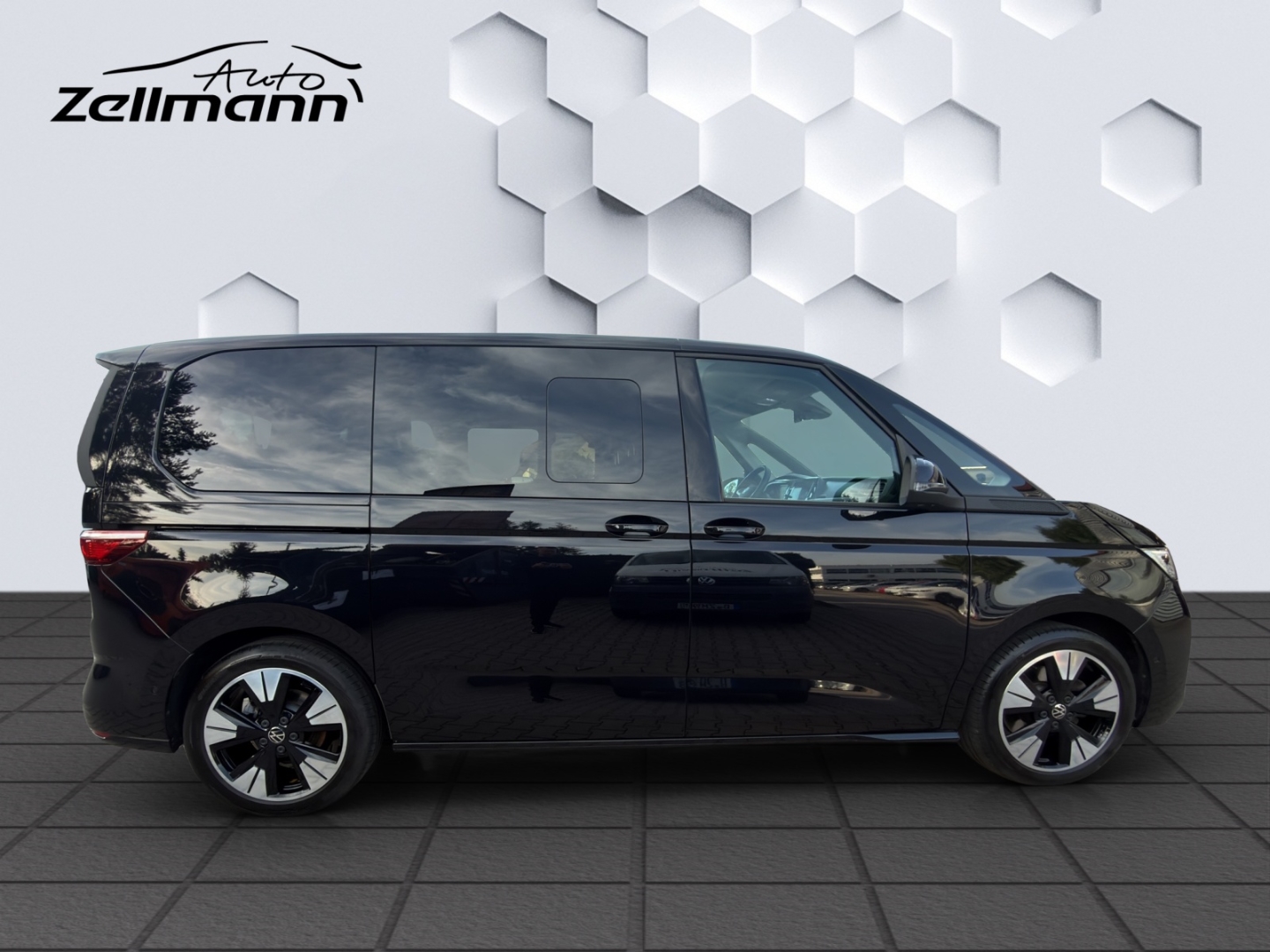 T7 Multivan Life KÜ 2.0TDI 110kW DSG AHZV MatrixLED ACC DCC Standheizung 360° Kamera 7-Sitzer