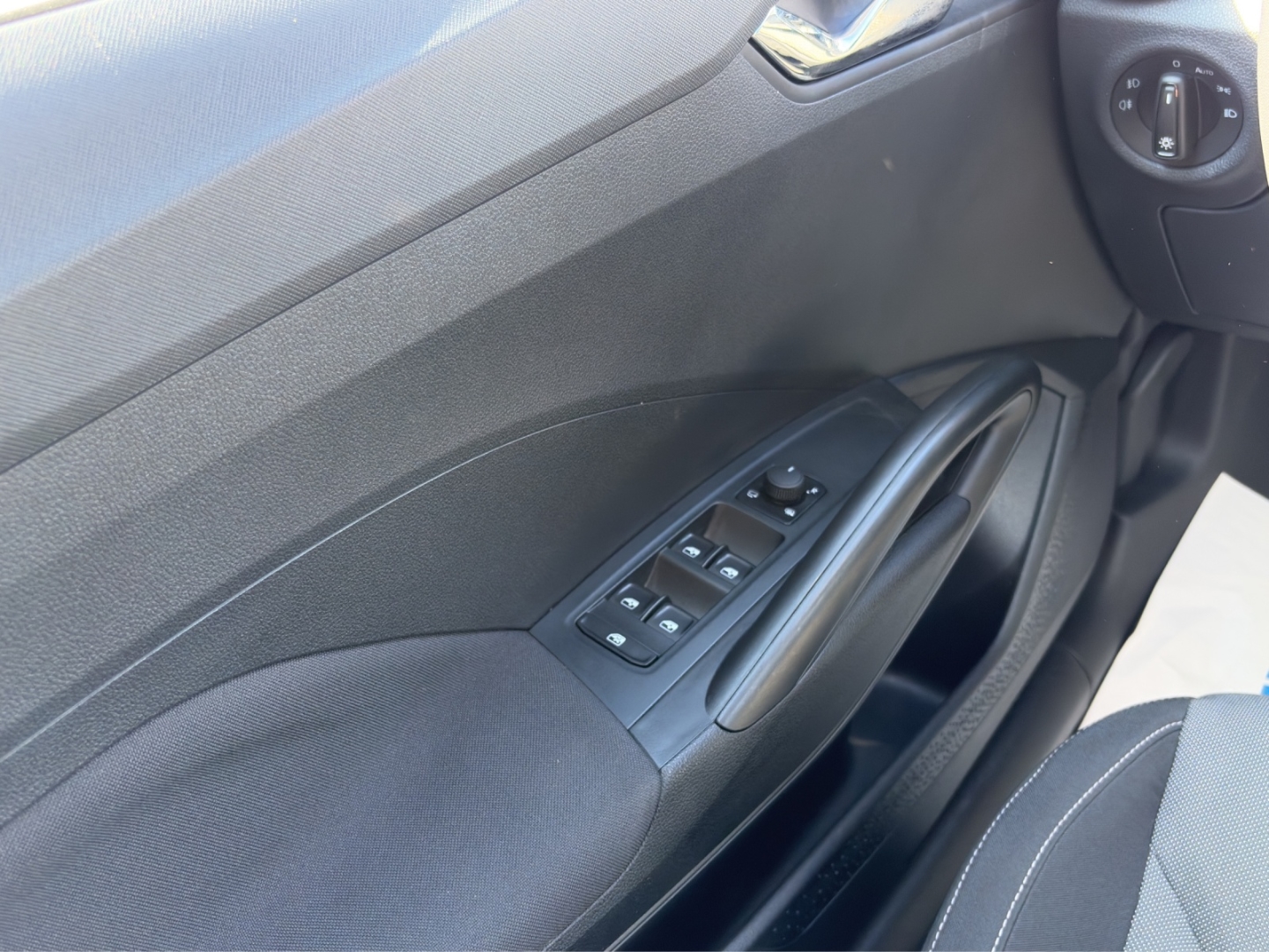 Fabia Selection 1.5TSI 110kW DSG LED PDC Rückfahrkamera Sitzheizung
