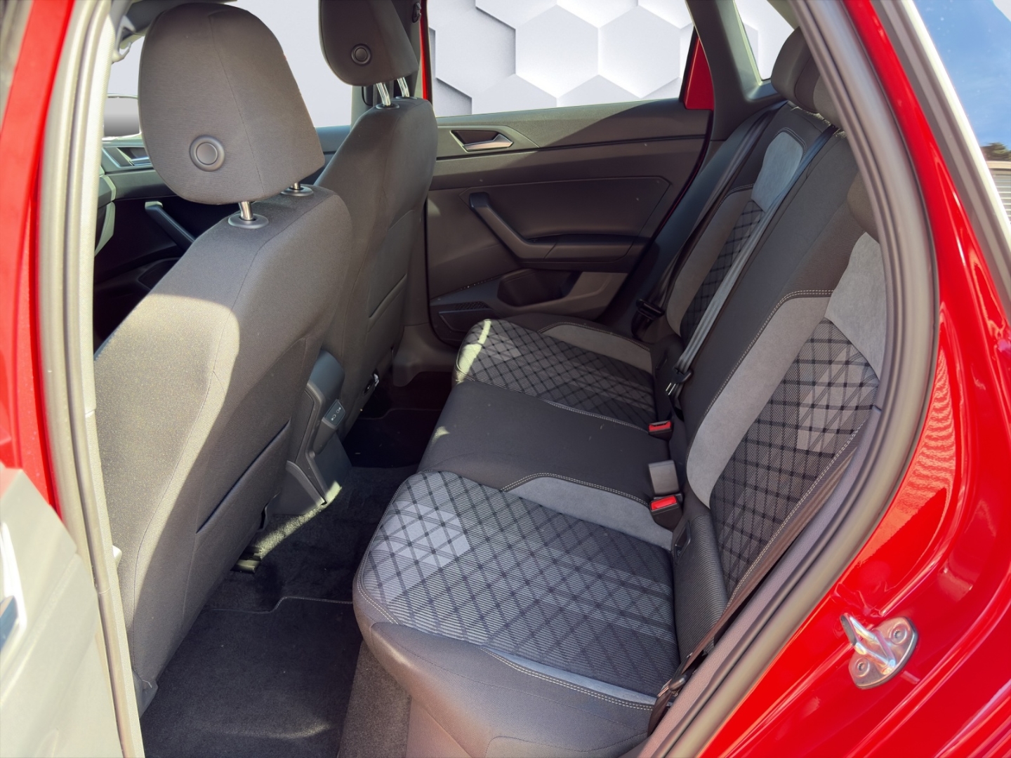 Polo R-Line 1.0TSI 85kW DSG MatrixLED PDC ACC Rückfahrkamera Sitzheizung