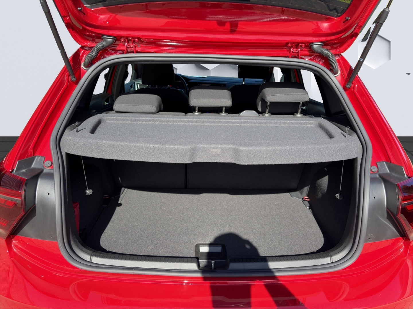 Polo R-Line 1.0TSI 85kW DSG MatrixLED PDC ACC Rückfahrkamera Sitzheizung