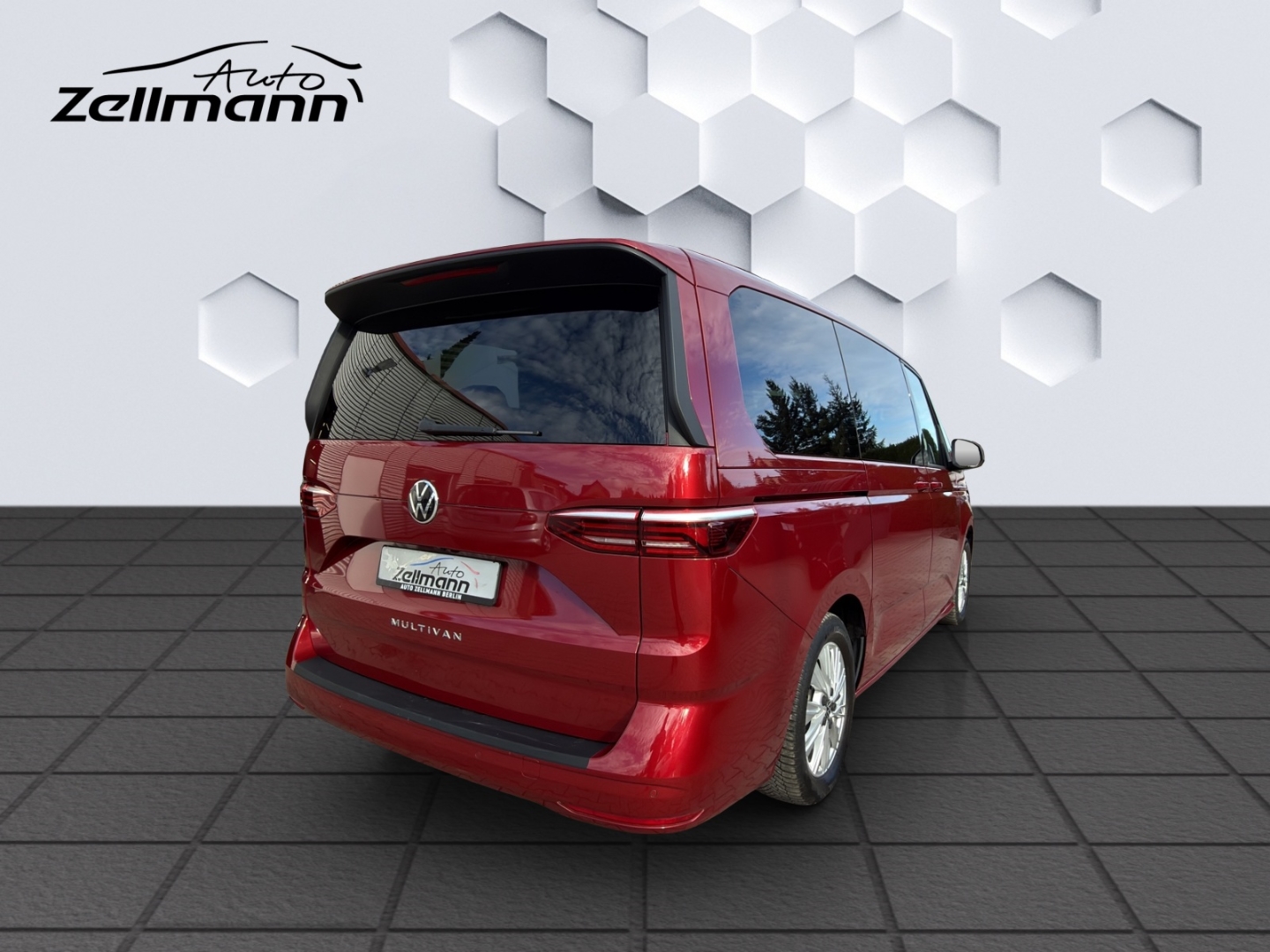 T7 Multivan Life LÜ 2.0TSI 150kW DSG AHZV MatrixLED PanDach HuD GJR ACC Rückfahrkamera Sitzheizung