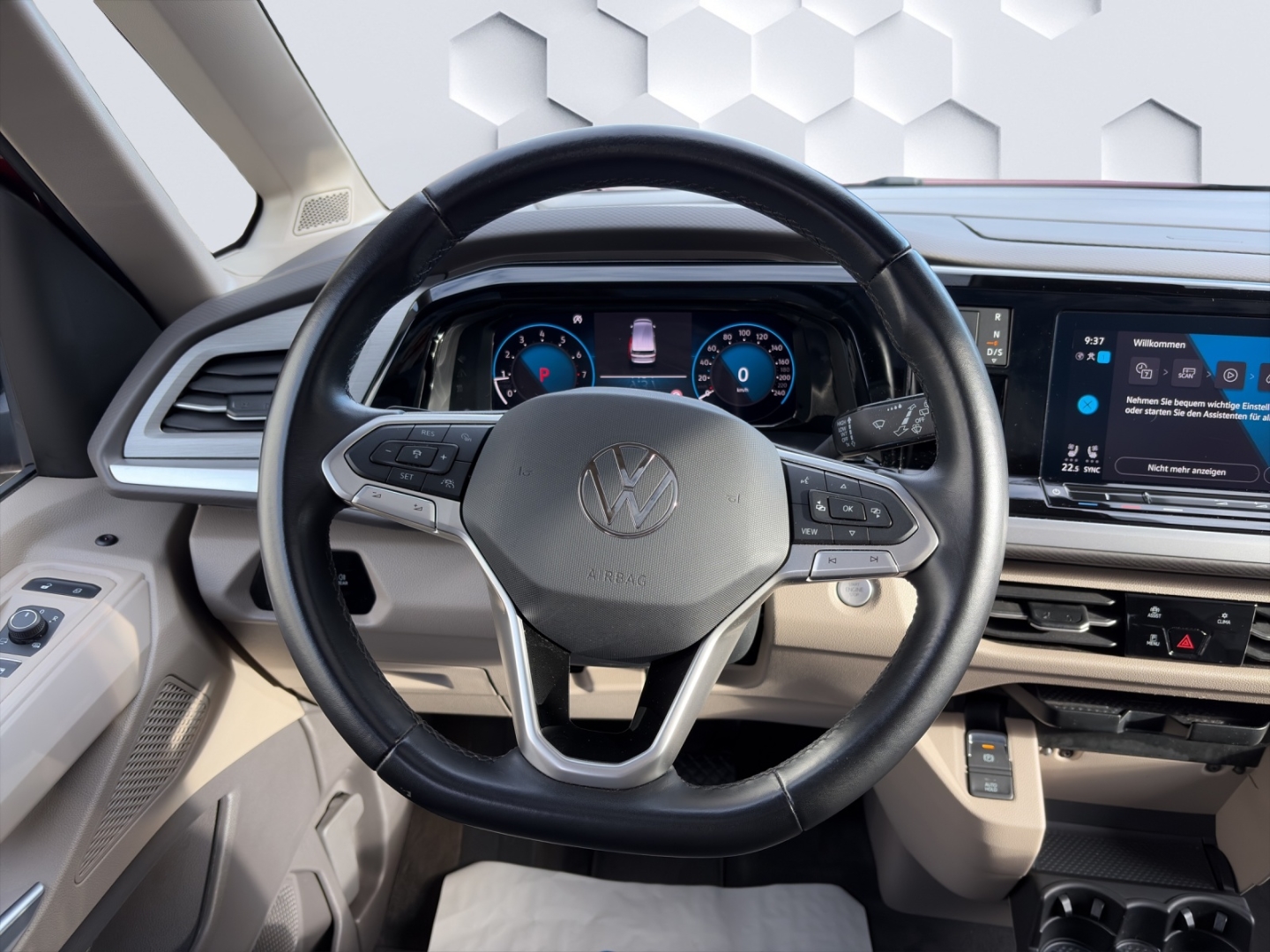 T7 Multivan Life LÜ 2.0TSI 150kW DSG AHZV MatrixLED PanDach HuD GJR ACC Rückfahrkamera Sitzheizung