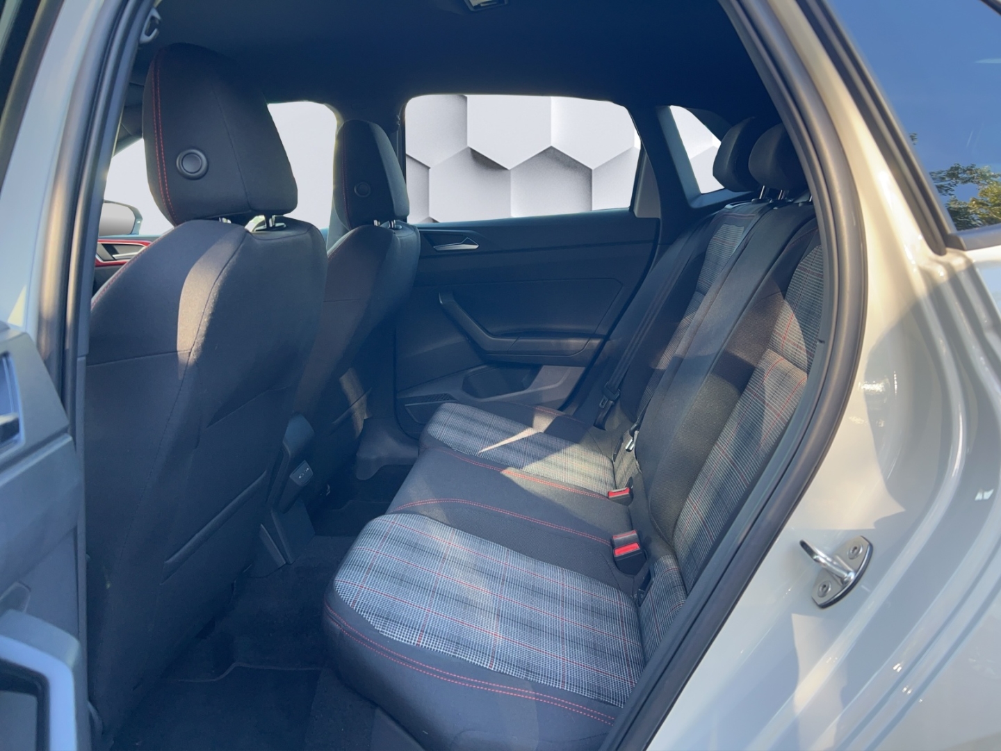 Polo GTI 2.0TSI 152kW DSG MatrixLED ACC Rückfahrkamera ParkAssist Sitzheizung