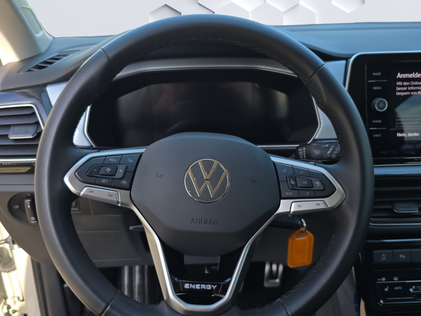 T-Cross ENERGY 1.0TSI 85kW DSG LED GJR PDC ACC Sitzheizung