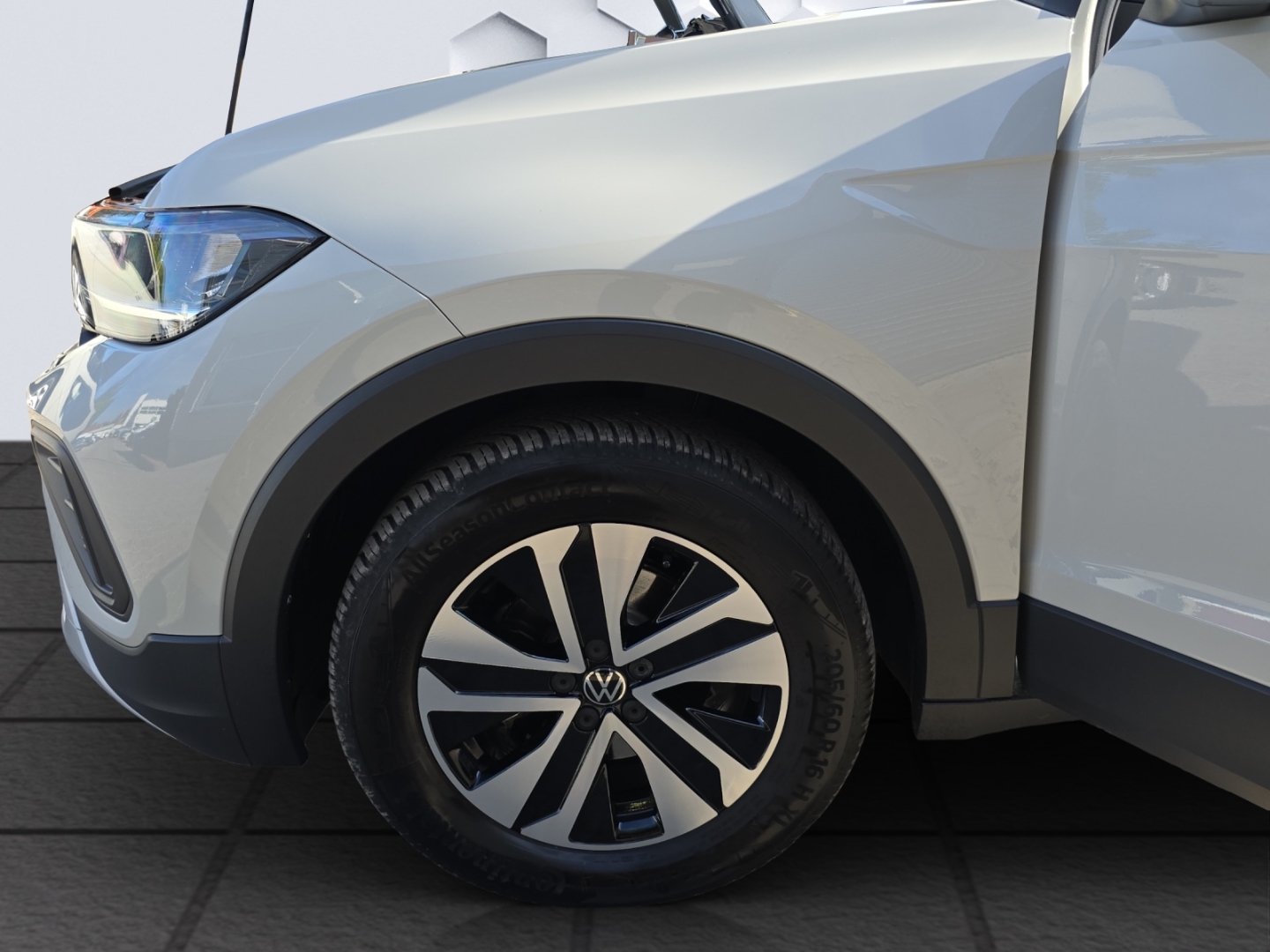 T-Cross ENERGY 1.0TSI 85kW DSG LED GJR PDC ACC Sitzheizung