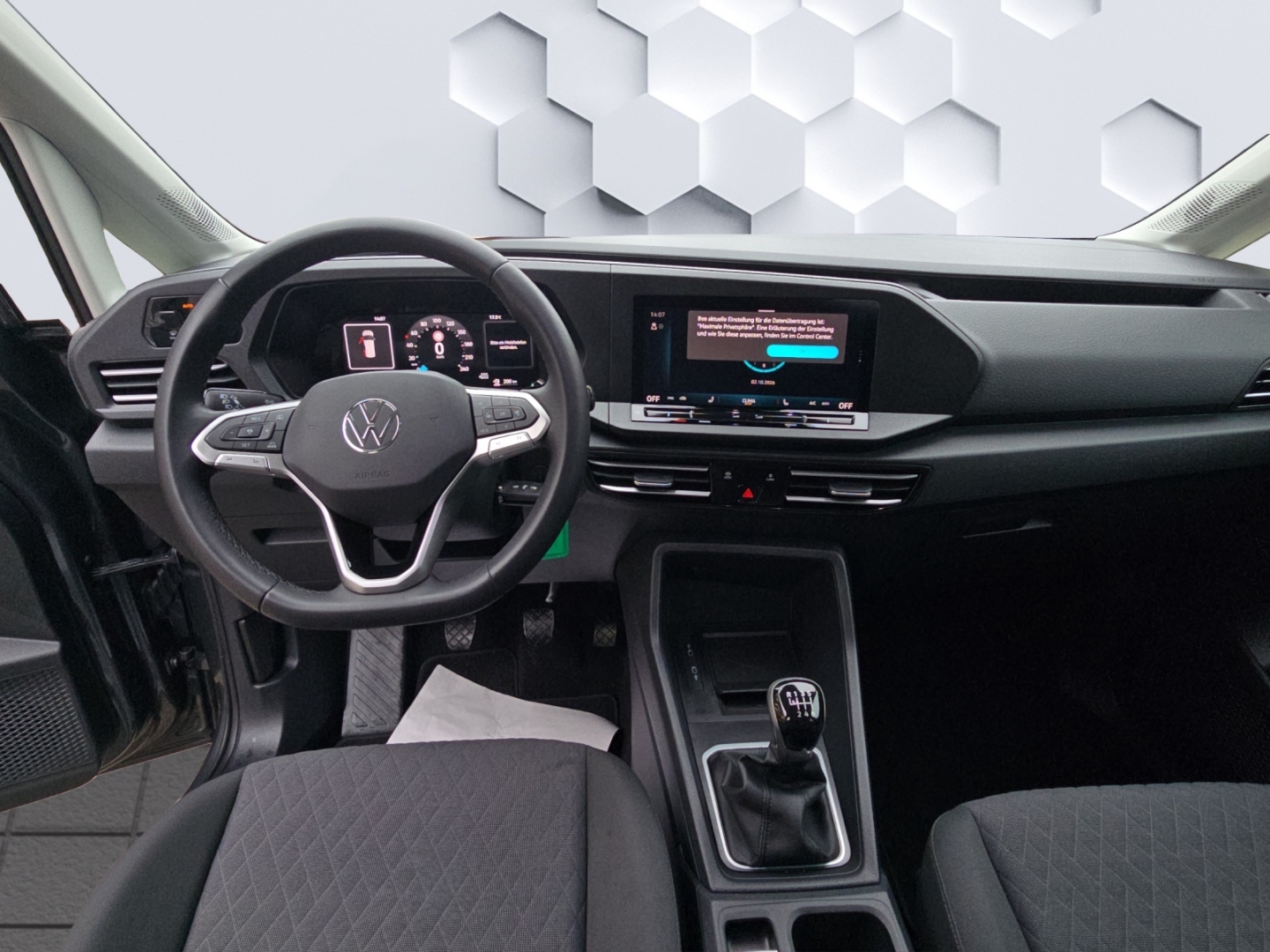Caddy Life 2.0TDI 75kW SG GJR PDC ACC Sitzheizung