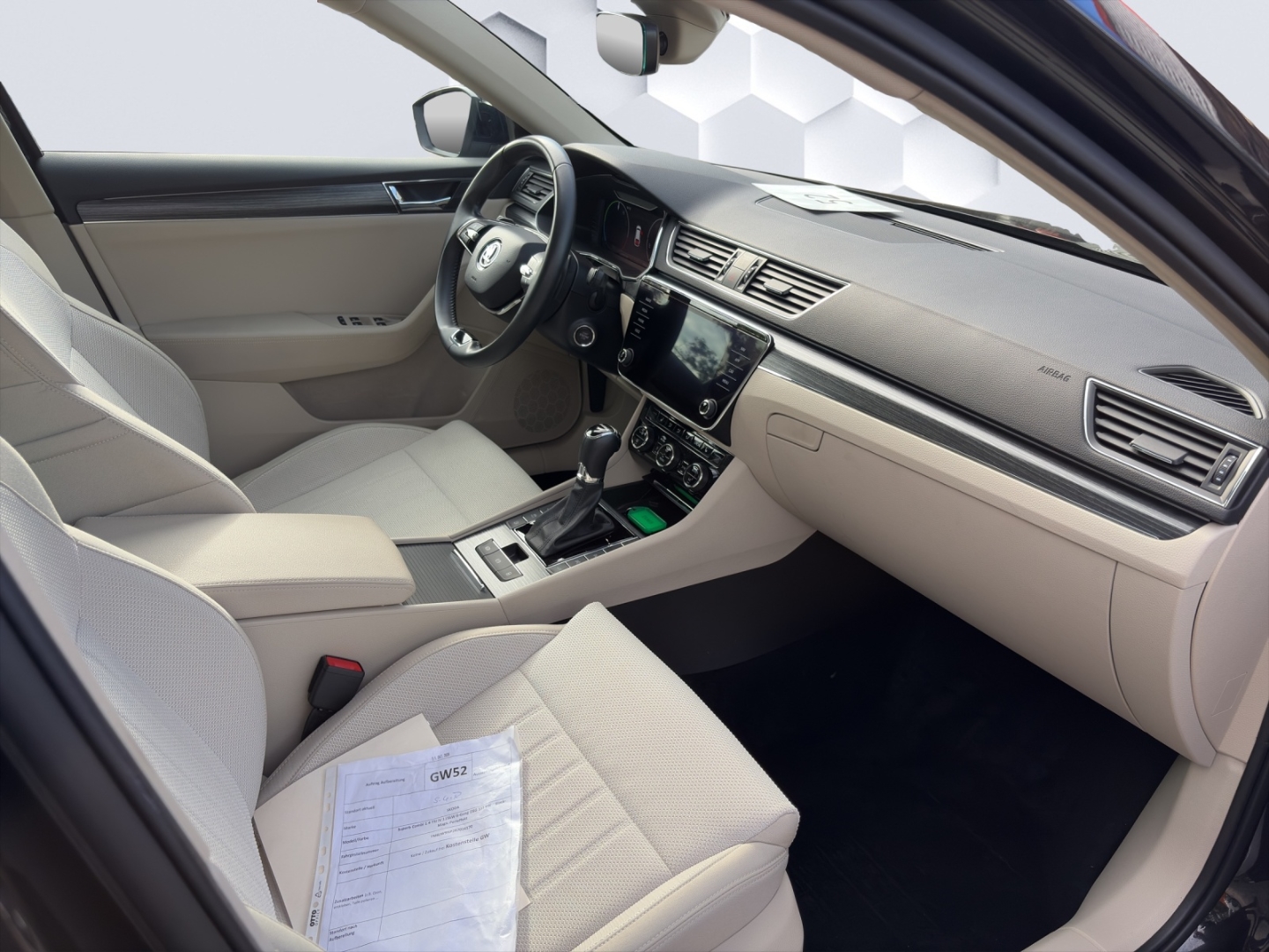 Superb Combi Style 1.4TSI iV 160kW DSG AHZV MatrixLED PanoDach ACC ParkAssist 360°Kamera Sitzheizung