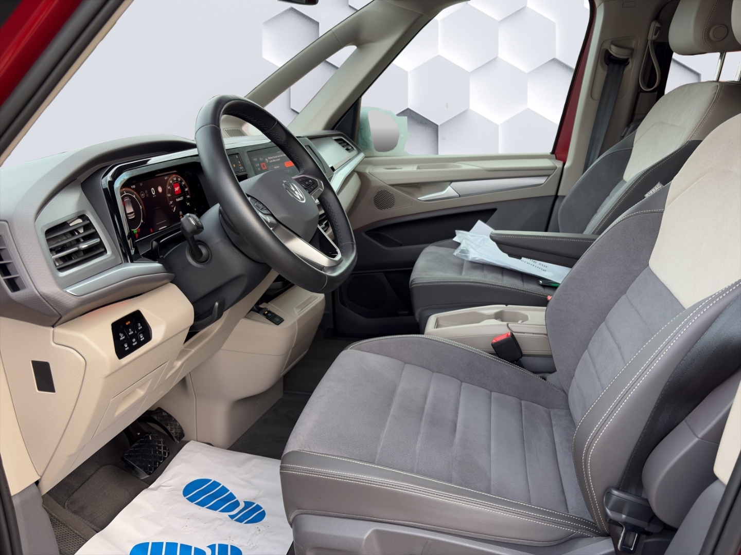 T7 Multivan LÜ 2.0TDI DSG AHZV MatrixLED ACC DCC 360°Kamera Standheizung Sitzheizung 7-Sitzer
