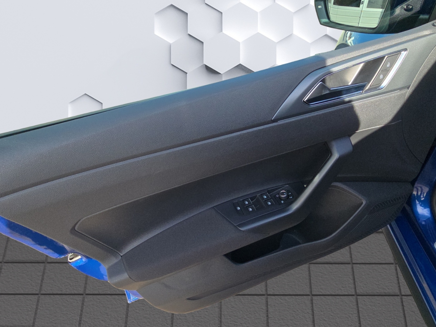 Polo R-Line 1.0TSI 85kW DSG MatrixLED ACC Rückfahrkamera ParkAssist Sitzheizung