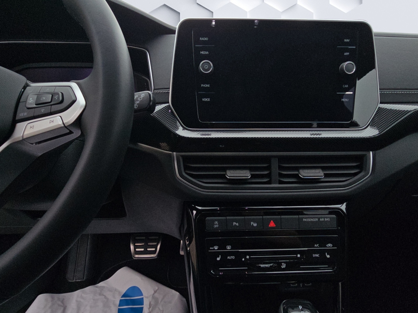 T-Cross R-Line 1.5TSI 110kW DSG MatrixLED ACC Rückfahrkamera ParkAssist Sitzheizung