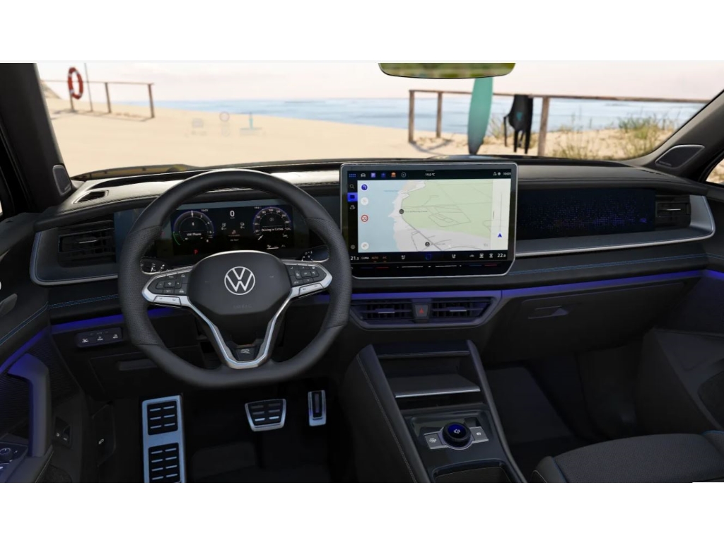 Tayron 1.5 TSI R-Line 1.5l eHybrid DSG Leder AhK W+S Reifen
