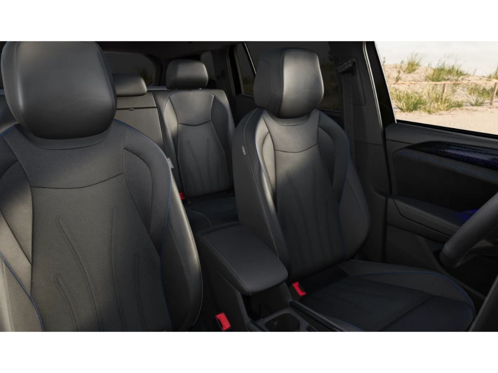 Tayron 1.5 TSI R-Line 1.5l eHybrid DSG Leder AhK W+S Reifen