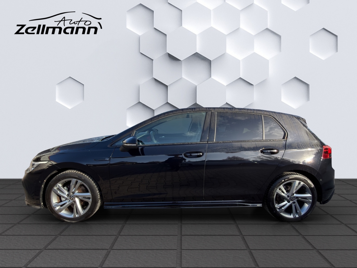 Golf VIII R-Line 1.5eTSI 96kW DSG LED Rückfahrkamera Sitzheizung App-Connect