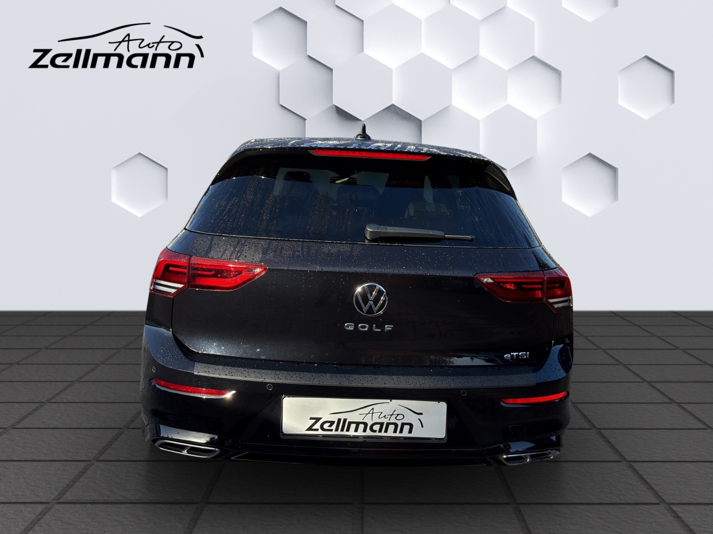 Golf VIII R-Line 1.5eTSI 96kW DSG LED Rückfahrkamera Sitzheizung App-Connect