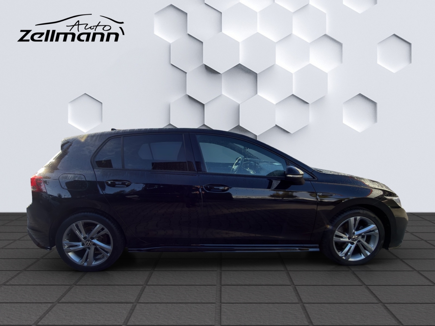 Golf VIII R-Line 1.5eTSI 96kW DSG LED Rückfahrkamera Sitzheizung App-Connect