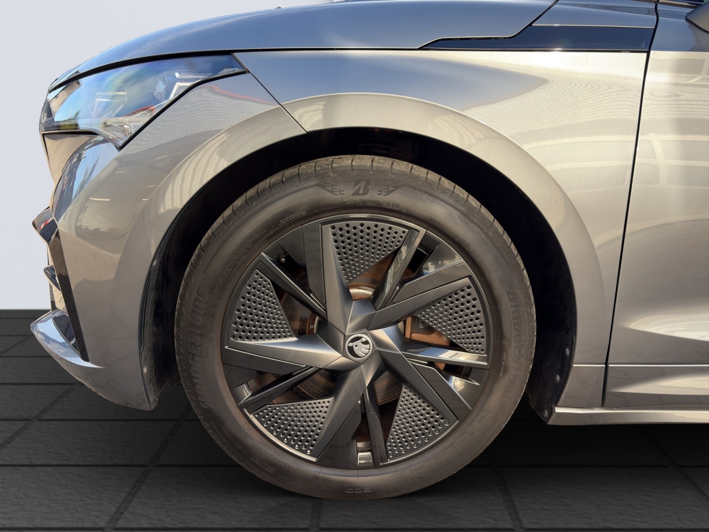 Enyaq Coupe RS 220kW MatrixLED PanoDach ACC Rückfahrkamera Head up Display Wärmepumpe