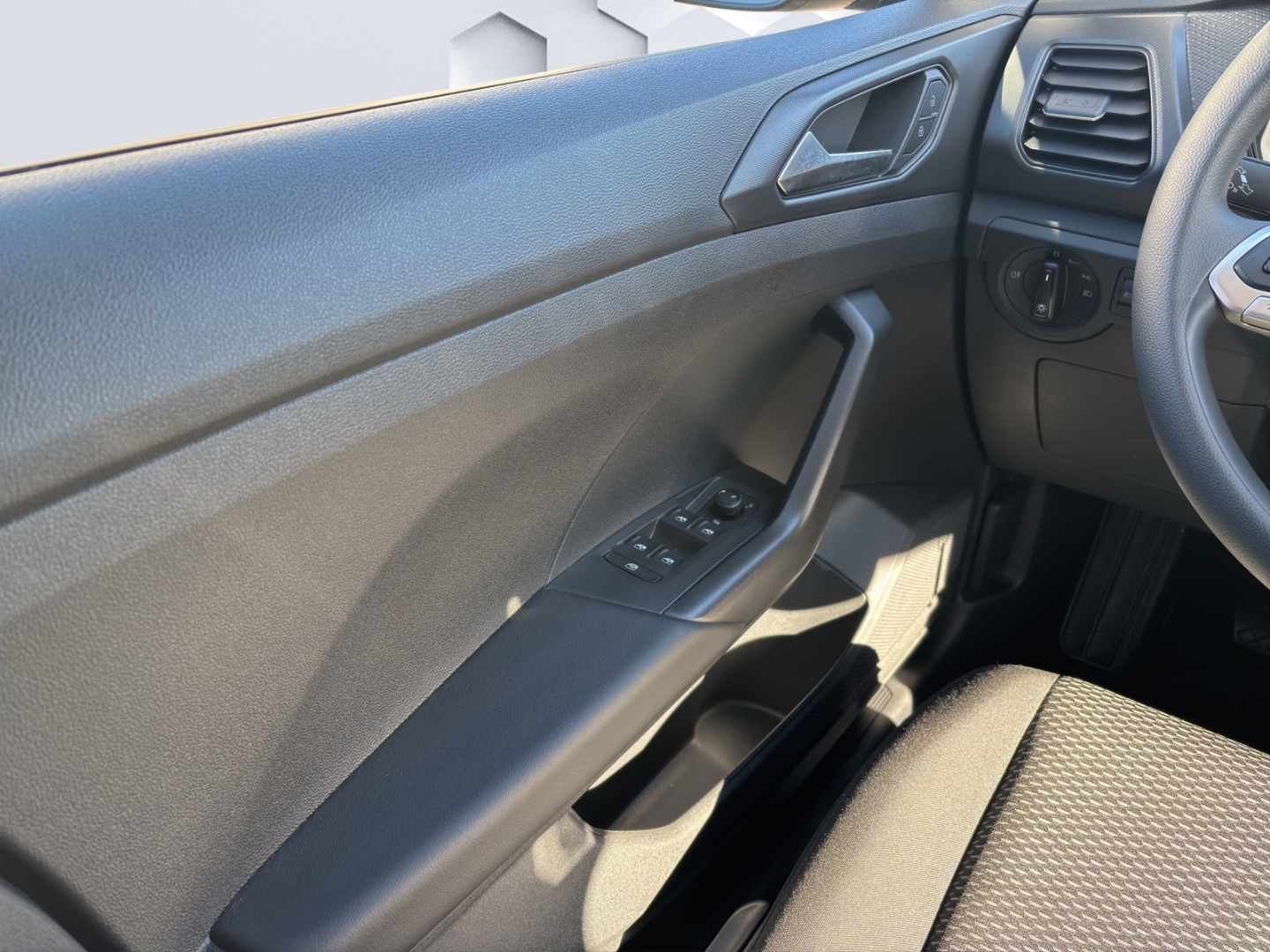 T-Cross 70 kW Basis 1.0 TSI LED GJR PDC Sitzheizung