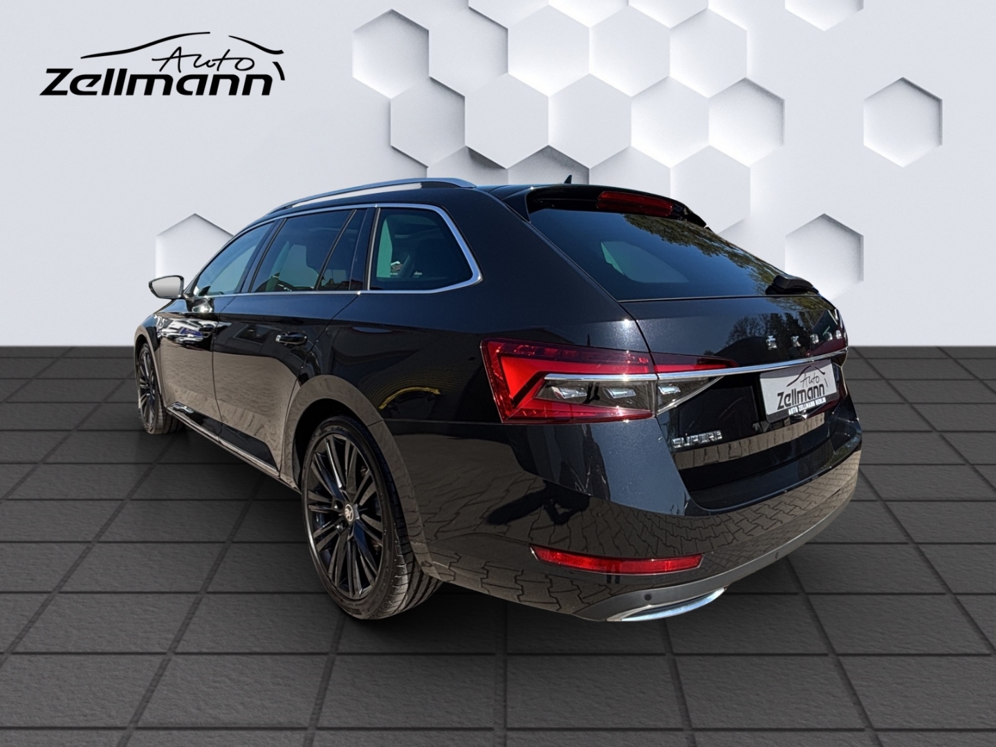 Superb Combi L&K 2.0TDI 147kW AHZV MatrixLED PanoDach ACC Sitzheizung