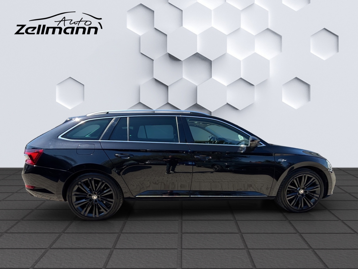 Superb Combi L&K 2.0TDI 147kW AHZV MatrixLED PanoDach ACC Sitzheizung