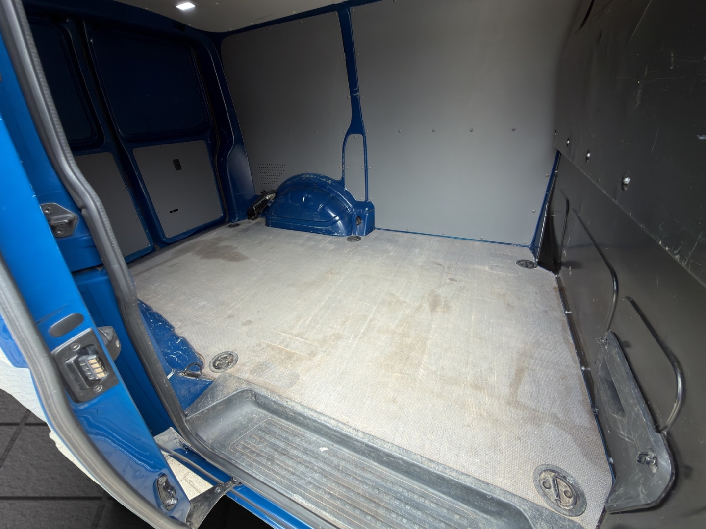 Transporter Kasten EcoProfi FWD 2.0 TDI 81kW AHZV PDC Rückfahrkamera Sitzheizung