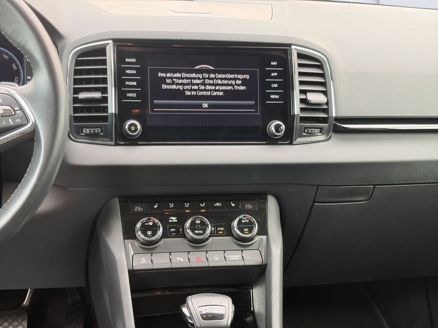Karoq Style 2.0TDI 85kW DSG LED Rückfahrkamera Sitzheizung