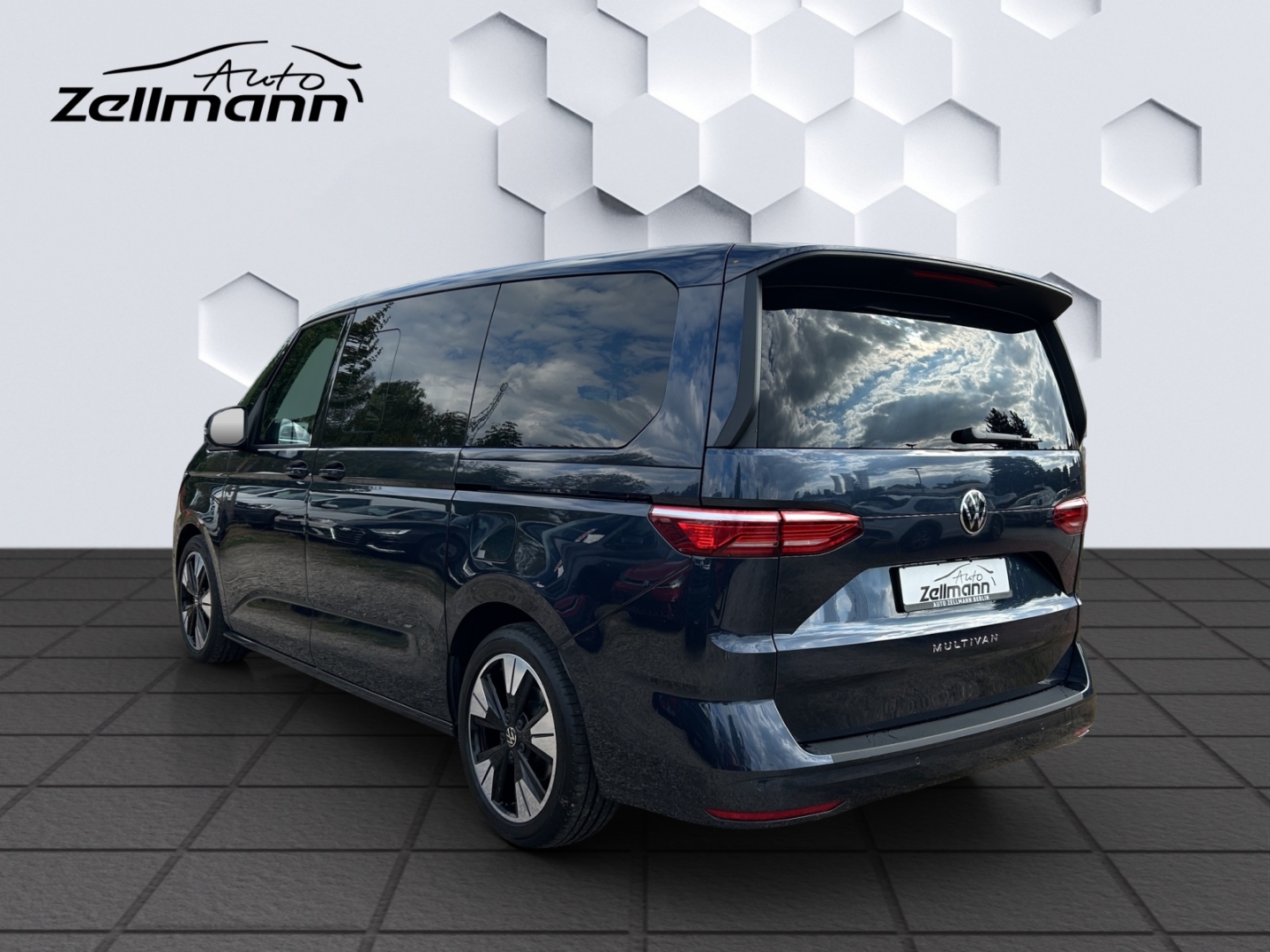T7 Multivan lang Life 2.0TDI 110kW AHZV MatrixLED ACC DCC 360°Kamera ParkAssist Sitzheizung Standheizung 7-Sitzer
