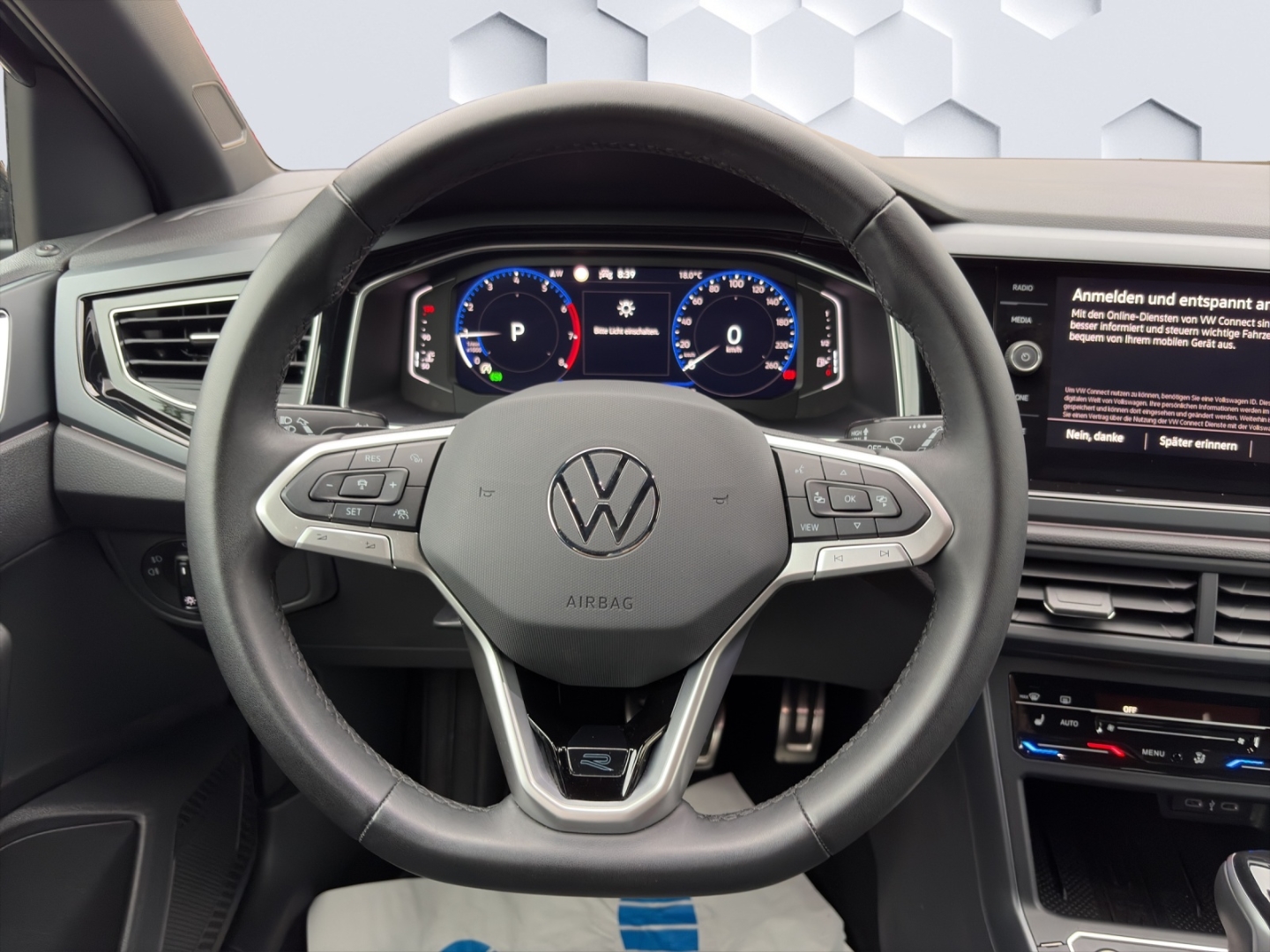 Polo VI R-Line 1.0TSI 85kW DSG MatrixLED ACC Rückfahrkamera Sitzheizung