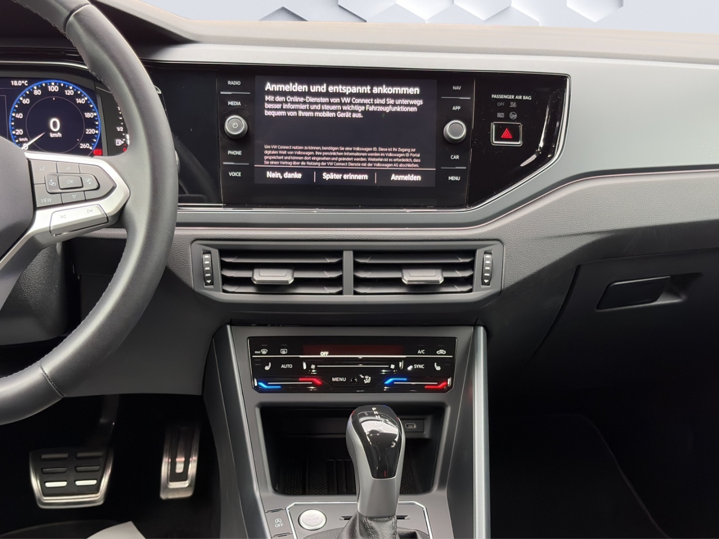 Polo VI R-Line 1.0TSI 85kW DSG MatrixLED ACC Rückfahrkamera Sitzheizung