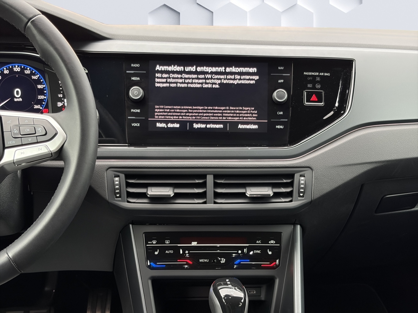 Polo VI R-Line 1.0TSI 85kW DSG MatrixLED ACC Rückfahrkamera Sitzheizung