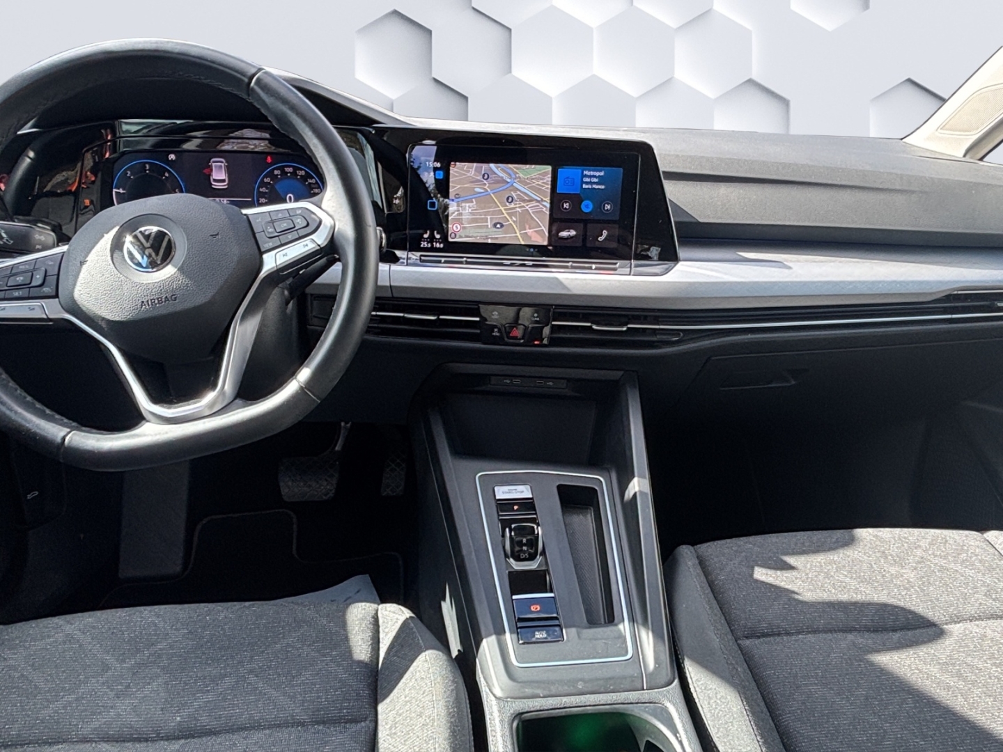 Golf VIII Life 2.0 TDI SCR DSG LED ACC PDC Standheizung Sitzheizung