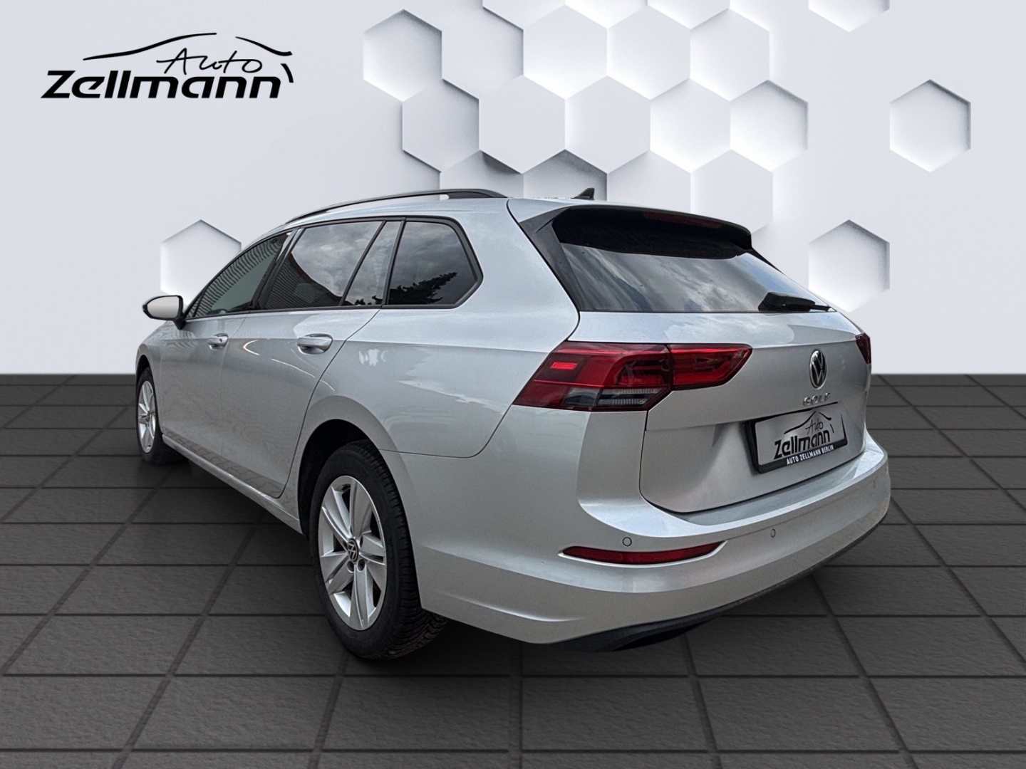 Golf VIII Life 2.0TDI 85kW AHZV LED GJR ACC Rückfahrkamera Sitzheizung