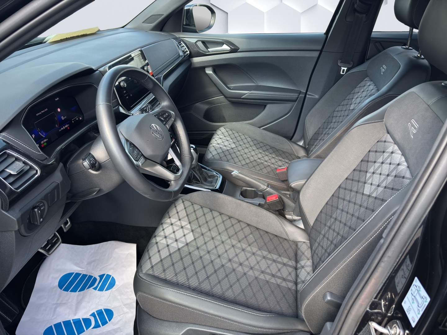 T-Cross 110 kW R-Line 1.5 TSI AHZV LED GJR ACC Rückfahrkamera Sitzheizung