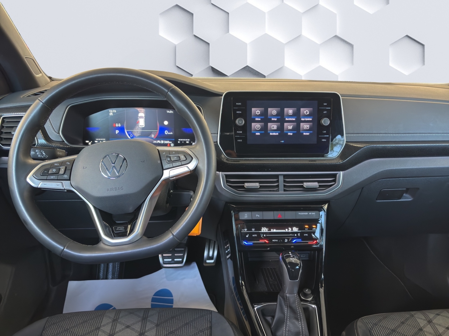 T-Cross 110 kW R-Line 1.5 TSI AHZV LED GJR ACC Rückfahrkamera Sitzheizung